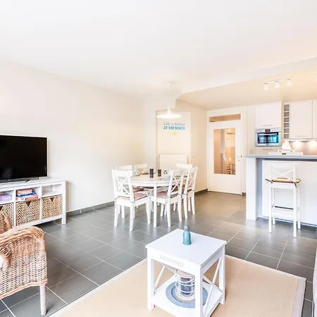 In St Idesbald With Sea Views Appartement
