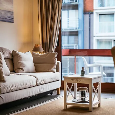 Appartement In St Idesbald With Sea Views *