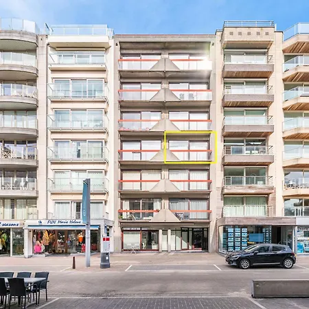 In St Idesbald With Sea Views Appartement *